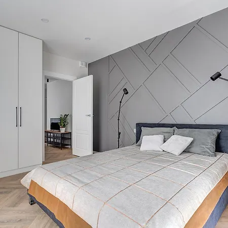 Apartment In Center *